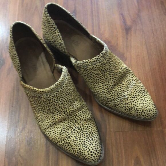 Madewell Shoes - Madewell Brady Low cowboy Booties leopard cheetah fur. 39 1/2